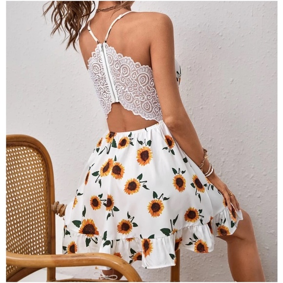 Boho Sunflower Floral Print Lace Mini Dress - Picture 2 of 4